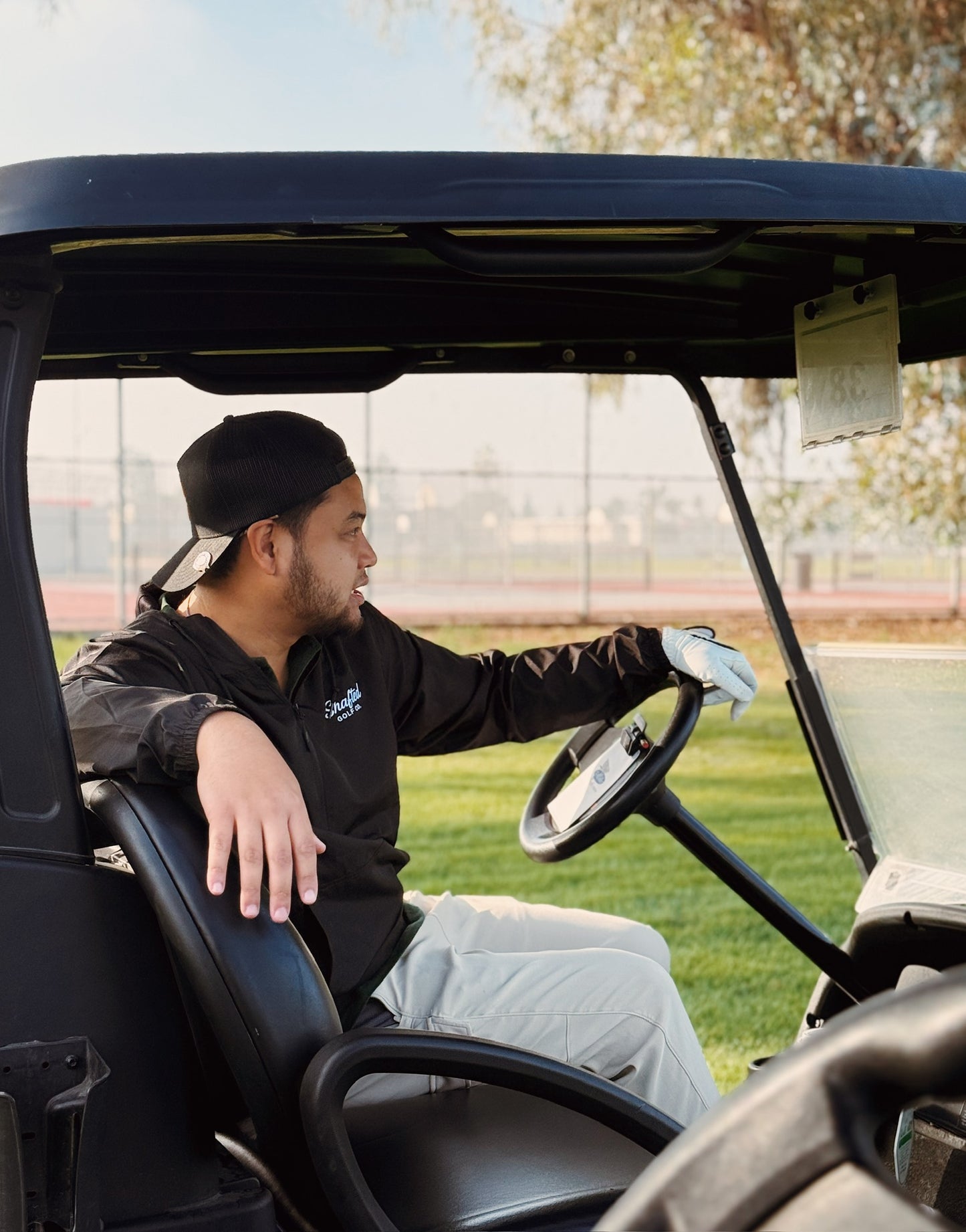 Shafted Pullover Windbreaker